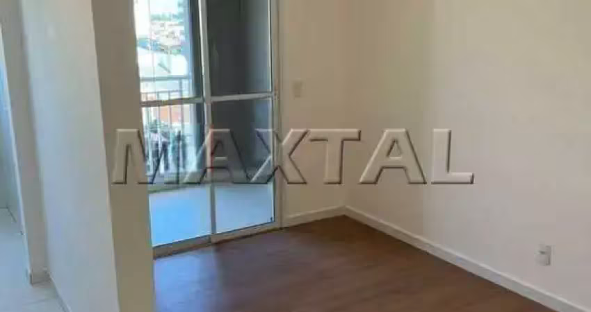 Apartamento para alugar, com 2 quartos, 1 suíte, sacada e 1 vaga. Em Guarulhos.
