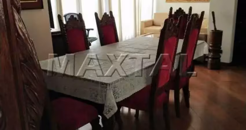 Apartamento com 3 dormitórios, 1 suíte e vaga de garagem, com 160 metros. em santana.