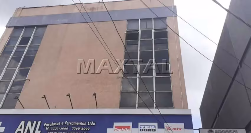 Prédio comercial na avenida cruzeiro do sul, próximo ao metrô, transporte público.