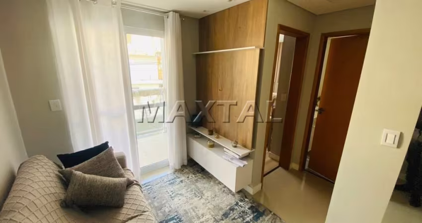 Apartamento à venda com 84m² no Tucuruvi, com 2 dormitórios, sala, cozinha, varanda e 1 vaga.