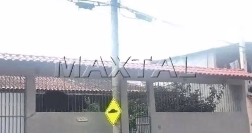 Casa à venda de 140m², com 2 dormitórios e 1 suíte e 3 vagas, em mairiporã.