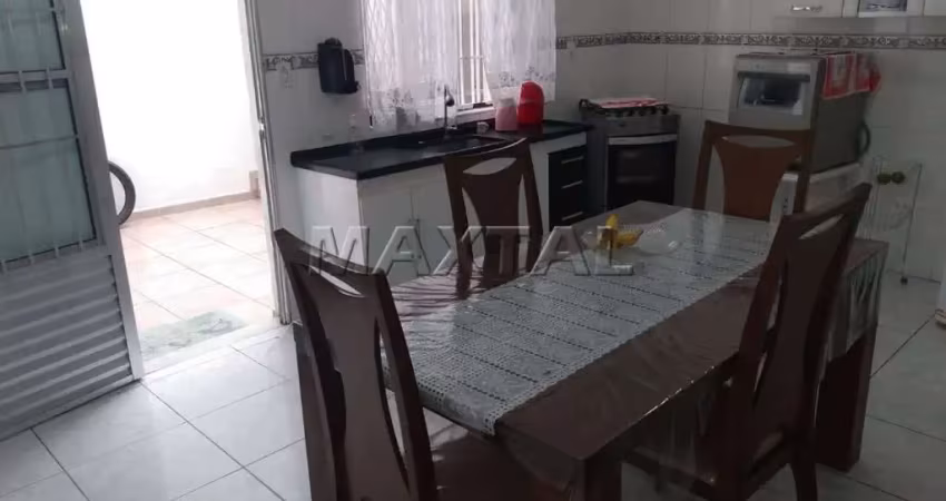 Casa térrea  com 160 mtr2  ,3 dormitórios (1 suite) ,3 vagas, na região da parada inglesa