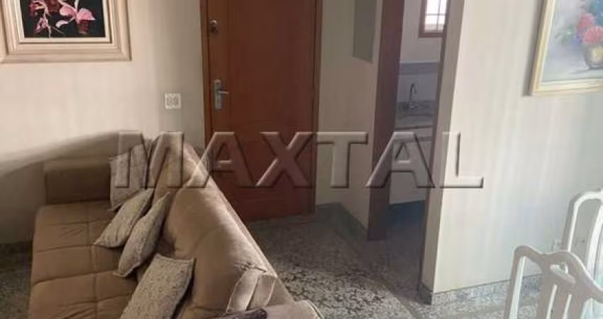 Casa à venda no bairro Água Fria, 150m², com 3 dormitórios, 3 suítes, 3 salas e 2 vagas.