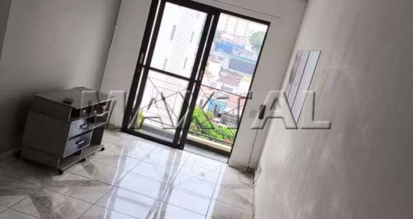 Apartamento à venda de 64m², com 3 dormitórios, 1 banheiro e 1 vaga de garagem.
