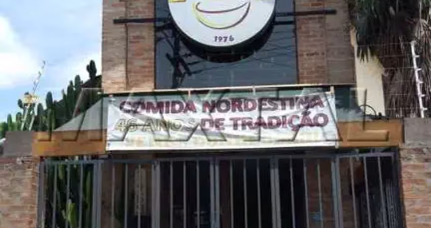 Salão comercial à venda  de 402m², 6 banheiros e 5 vagas, na avenida engenheiro caetano alvares.