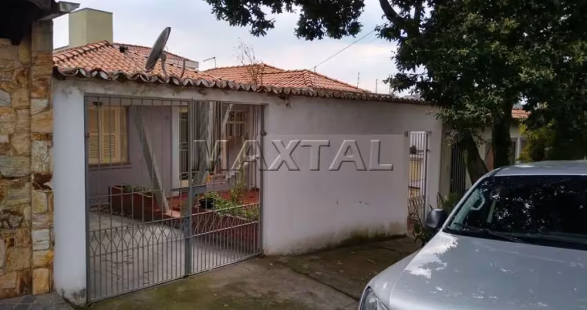 Casa térrea à venda com 2 quartos 1 vaga, quintal com metragem de 8 x 24 , na bortolândia.