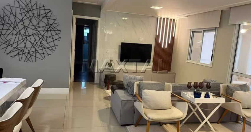 Apartamento à venda na Santa Teresinha, com 3 suítes, living 2 ambientes e 3 vagas, de 140m².