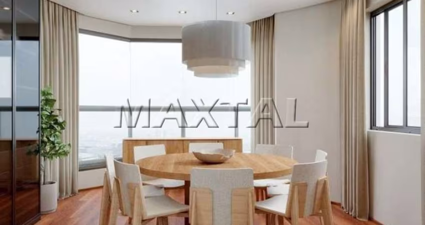 Apartamento à venda com 4 dormitórios, 2 suítes, 5 banheiros e 3 vagas, de 210m².