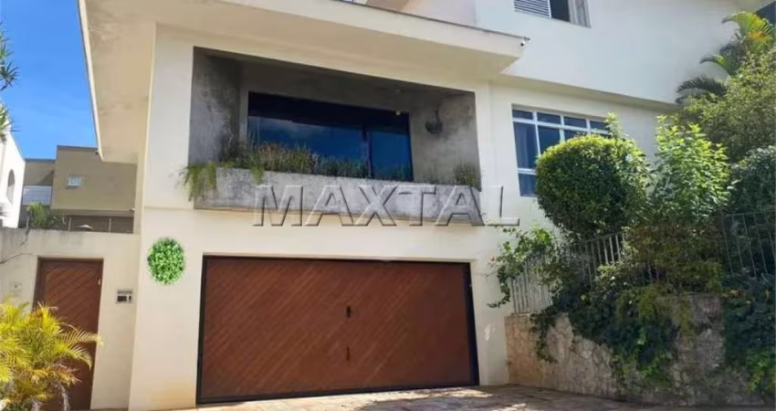 Sobrado à venda de 345m², com 4 dormitórios, 1 suíte e 6 vagas, no Jardim São Paulo.