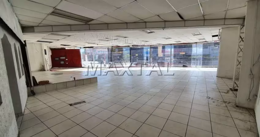 Ponto comercial para locação, de 254 m²,  4 banheiros e cozinha, na avenida imirim.