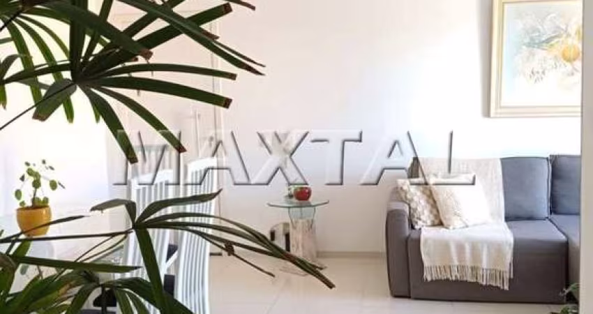Apartamento à venda de 63 m² Vila Mazzei, 2 dormitórios, cozinha, 1 lavanderia, 1 vaga de garagem.