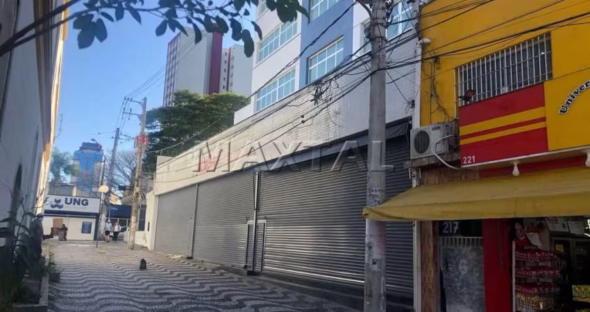Venda de Prédio Comercial no centro de Guarulhos com 2150m², construídos, 20 salas e 14 vagas.