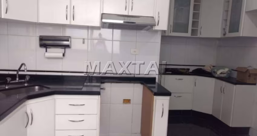 Locação de casa térrea  com 100 m² no Imirim com 3 quartos, sendo 1 suíte e 2 vagas.