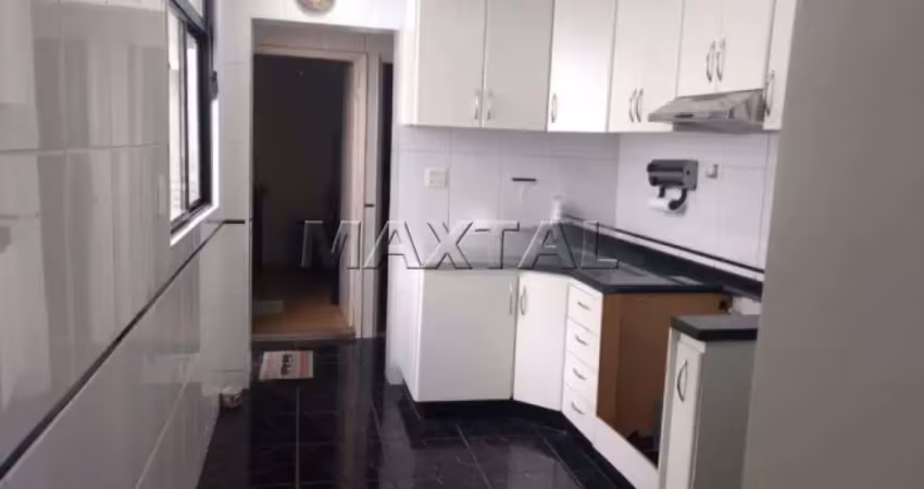 Casa Térrea à venda com 100 m² no Imirim. Com 3 quartos, sendo 1 suíte e 2 vagas de garagem.