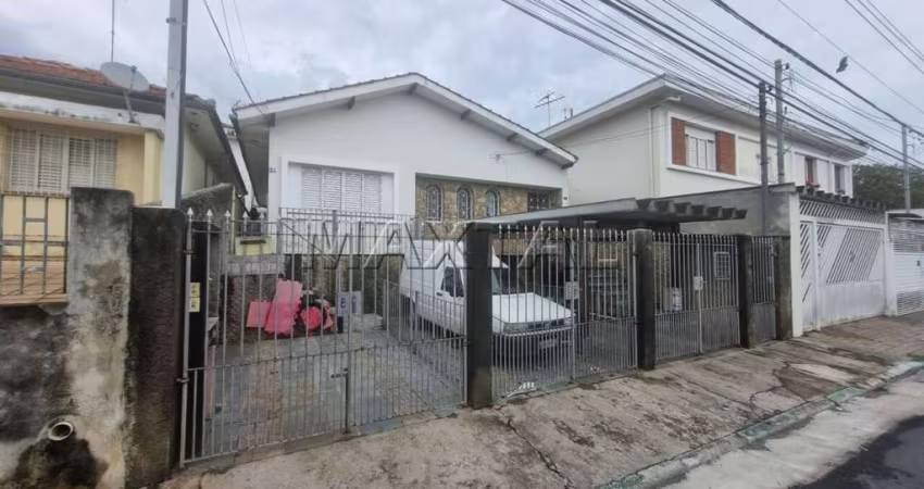 Vende se na Vila Romero Imirim, são 3 casas dando renda em um terreno de 10 x 25
