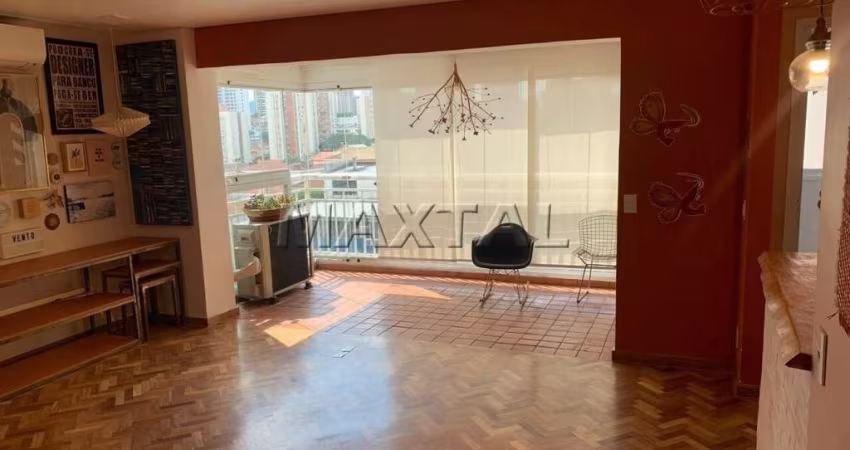 Apartamento para Alugar em Santana com 101m², com 2 Dormitórios, 1 Suíte, 2 Banheiros e 2 Vagas.