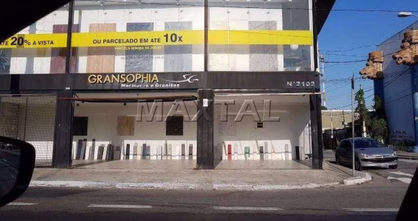Ponto comercial para locação, de 360m² e 1  banheiro, em localização privilegiada.