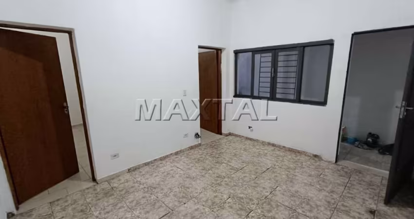 Excelente Casa com 70m², 2 dormitórios, sala, cozinha, banheiro e área de serviço.
