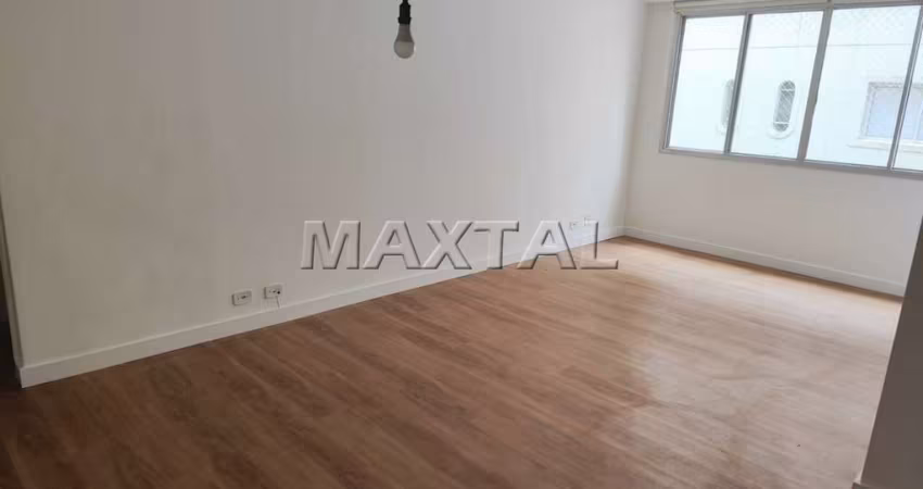 Apartamento para locação, de 104m², com 3 dormitórios e 1 vaga de garagem, no Itaim Bibi.