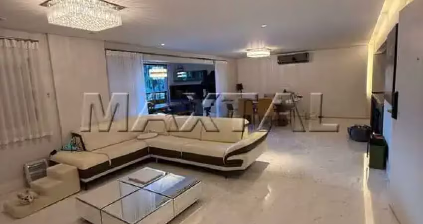 Apartamento  de 186m²  com 3 dormitórios sendo 2 suítes, 3 vagas , 5 banheiros,  próximo a braz leme