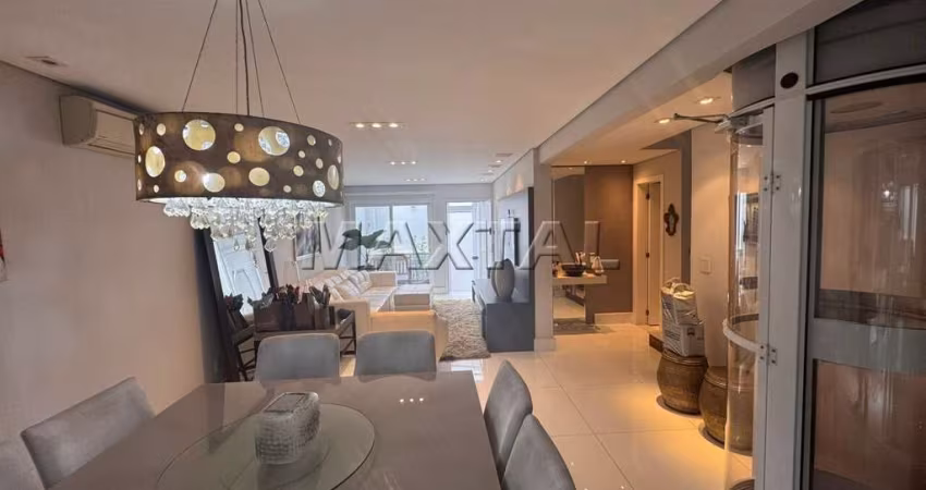 Casa espaçosa à venda em Santana de 400 m² com 4 suítes, 3 vagas e à poucos metros da Av. Braz Leme