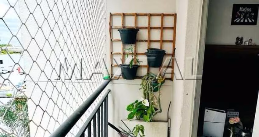 Apartamento à venda, com 2 dormitórios, 1 banheiro, varanda, 1 vaga, de 50m².