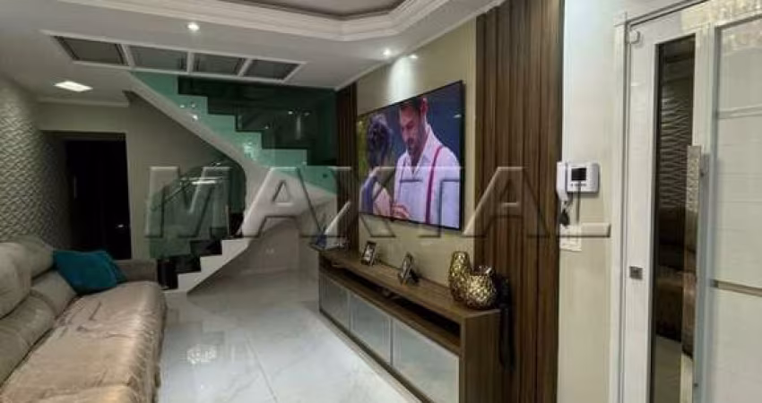 Casa assobradada 320m², 3 andares, 5 quartos com 3 suítes, 4 vagas de garagem 2 lavabos, 3 banheiros