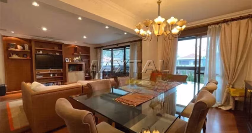 Apartamento para locação, de 206m², com 3 suítes e 3 vagas, em Santana.