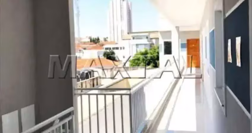Apartamento à venda no tucuruvi com 2 dormitórios, vaga e sacada com quintal grande.