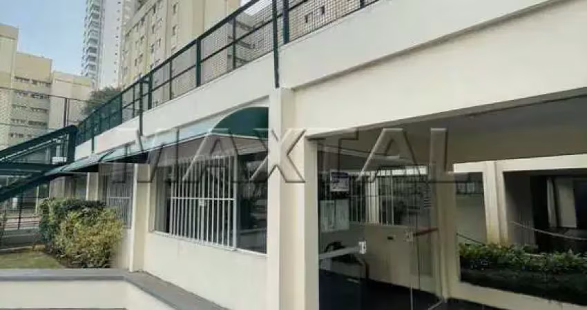 Apartamento à venda com 3 dormitórios, 2 banheiros e 1 vaga, próximo ao metrô vila sônia