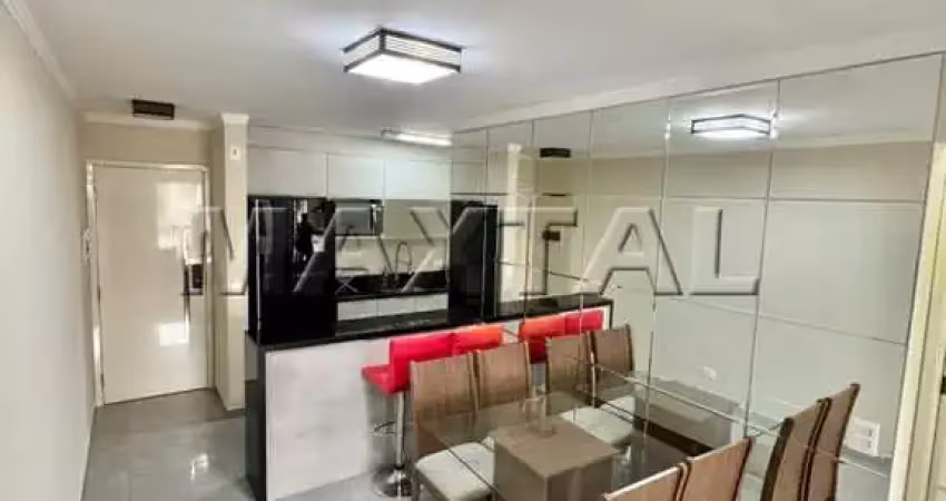 Apartamento no lauzane com 2 quartos, sala com terraço, cozinha e banheiro.