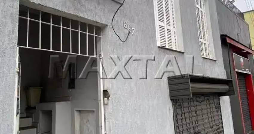 Sobrado à venda, com 3 dormitórios, 2 banheiros,1 vaga, com edícula, em santana.