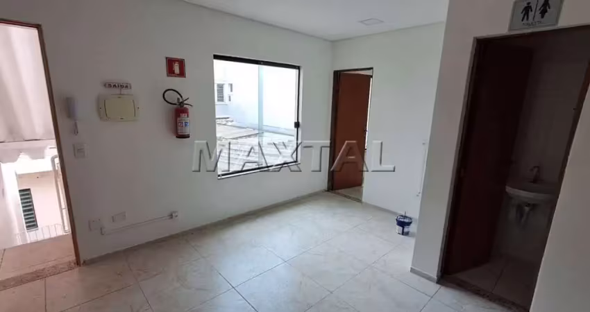Sala comercial com 2 ambientes, 30m², toalete, toda em piso frio, no jardim frança.