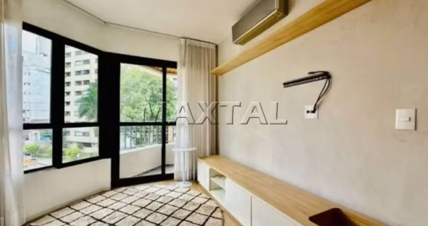 Apartamento de 36m² com sacada, 1 dormitório e 1 vaga de garagem, na vila nova conceição.