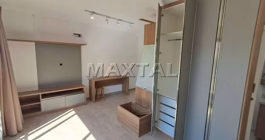 Studio com 26m², armário embutido, sacada, ar-condicionado, próximo ao metrô santana.