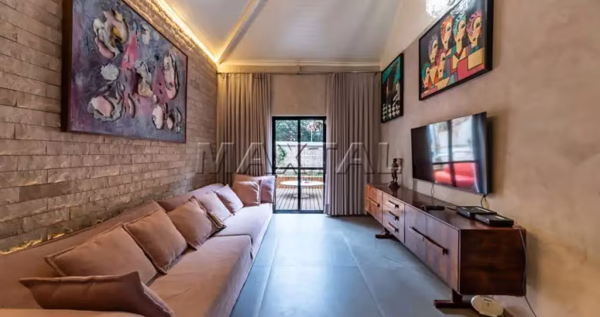 Casa para locação de 210m², com 4 dormitórios e 2 vagas, na vila pompéia.