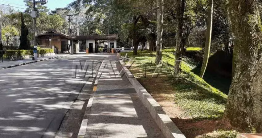Apartamento de 49m² próximo ao horto florestal com 2 dormitórios, 1 vaga de garagem.