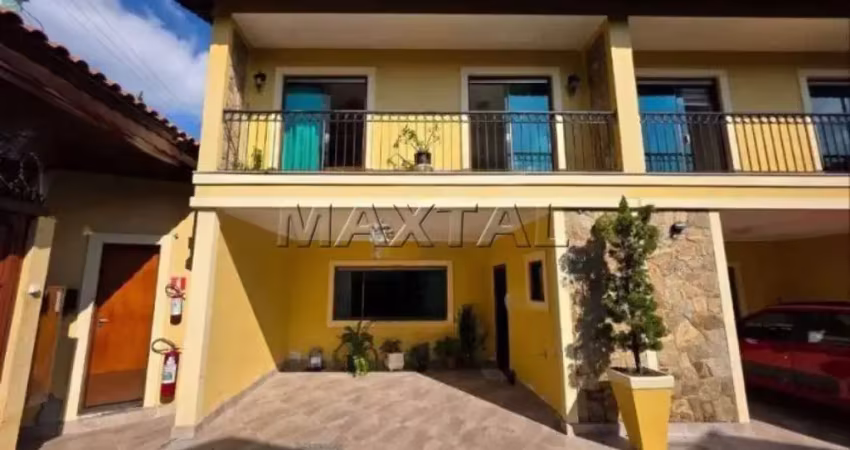 Casa em condomínio com 120m², com 3 dormitórios, 1 suíte, 2 banheiros e 2 vagas, no horto florestal