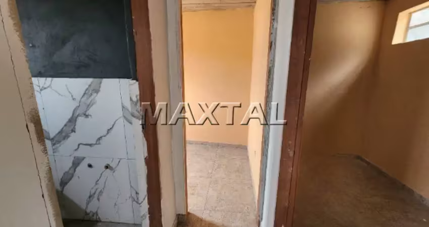 Casa para locação com 2 dormitorios , imóvel novo, recém-reformado no tremembé.