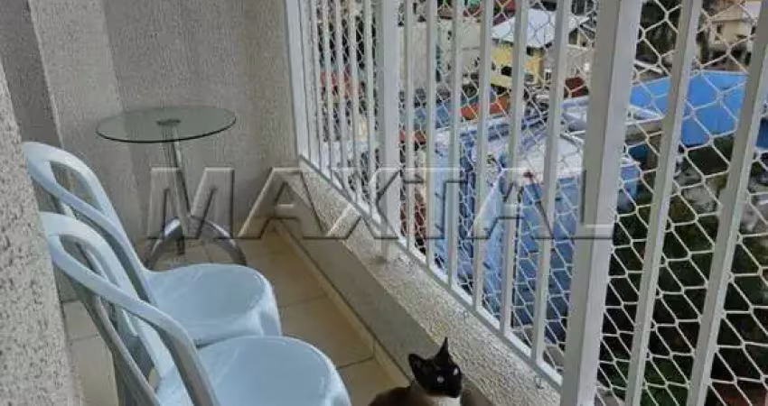 Apartamento à venda de 41m ², com 2 dormitórios, 1 banheiro, varanda, 1 vaga, em andar alto.