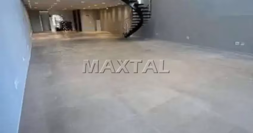 Sala comercial ampla para locação 750m² com estacionamento,  na água fria.