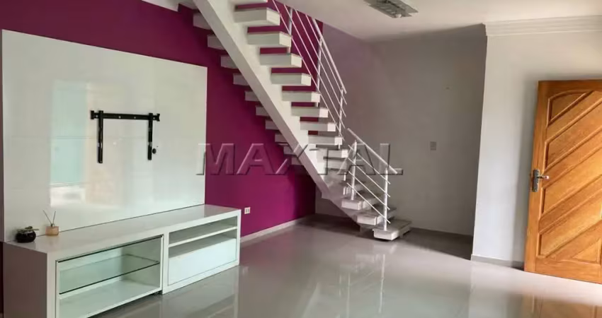 Sobrado à venda na vila constança, com 3 dormitórios, sendo 1 suíte e 3 vagas cobertas.