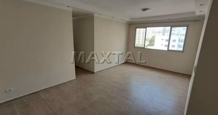Apartamento com 96m², 3 dormitórios, 1 suíte, sala ampla, cozinha planejada e 1 vaga.