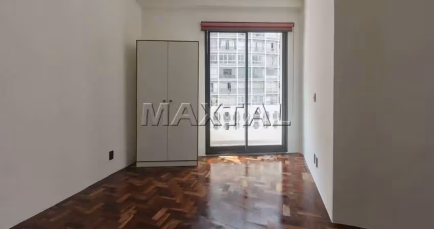 Studio para alugar em santa cecília com 29m² reformado e semi  mobiliado.