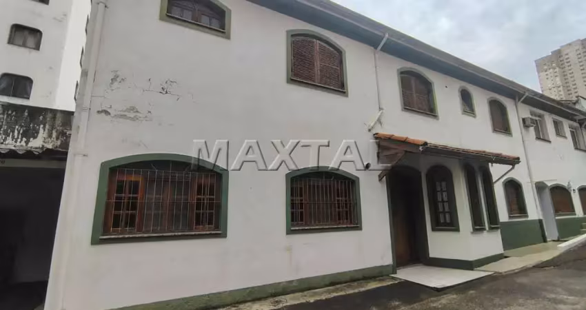 Casa para locação em santana ao lado da braz leme com 3 quartos, 1 suíte, 2 banheiros.