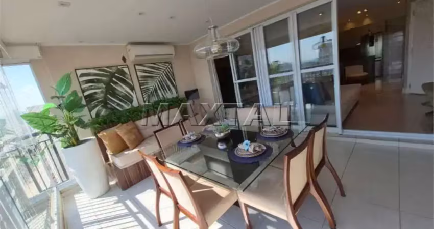 Apartamento de 93m², com 2 quartos,  sendo ambos suítes, 2 vagas e varanda, em santana.