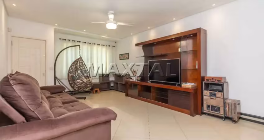 Sobrado à venda em chácara inglesa, com 3 quartos, sendo 1 suíte, de 185m²