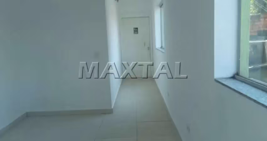 Casa em condomínio fechado para locação no parque peruche. de 60m², com 1 dormitório.