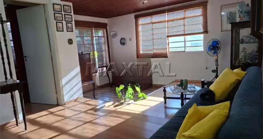 Casa à venda de 90m², com 2 dormitórios e 2 banheiros, no jardim das laranjeiras.