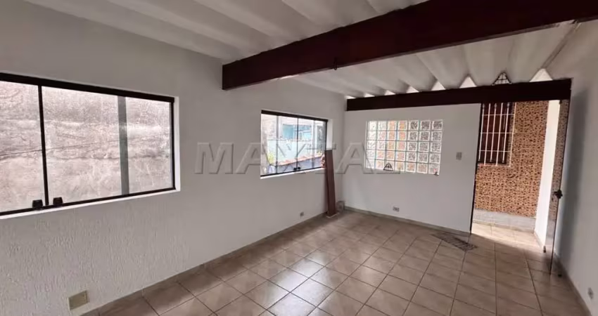 Conjunto comercial e residencial de 220 m²,  com 2 salas , apartamento com 2 quartos e 2 vagas.